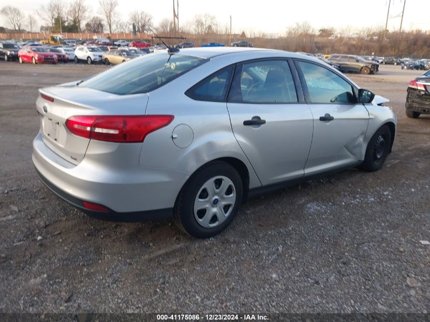 VIN 1FADP3E2XJL208126 2018 FORD FOCUS no.4