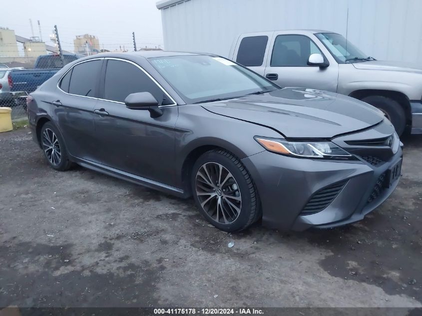 VIN 4T1B11HK3KU248056 2019 Toyota Camry, SE no.1