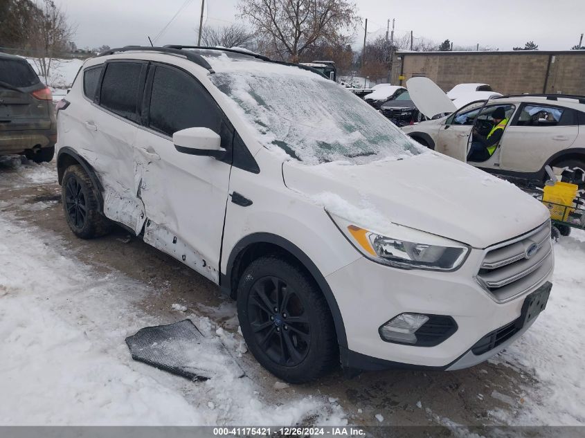 VIN 1FMCU9GD3JUA15483 2018 Ford Escape, SE no.1