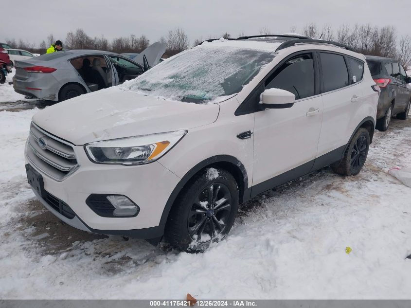 VIN 1FMCU9GD3JUA15483 2018 Ford Escape, SE no.2