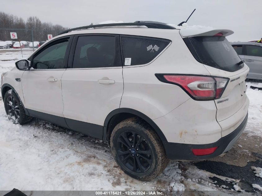 VIN 1FMCU9GD3JUA15483 2018 Ford Escape, SE no.3