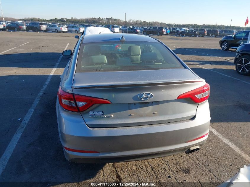 VIN 5NPE24AF9HH553982 2017 Hyundai Sonata, SE no.16