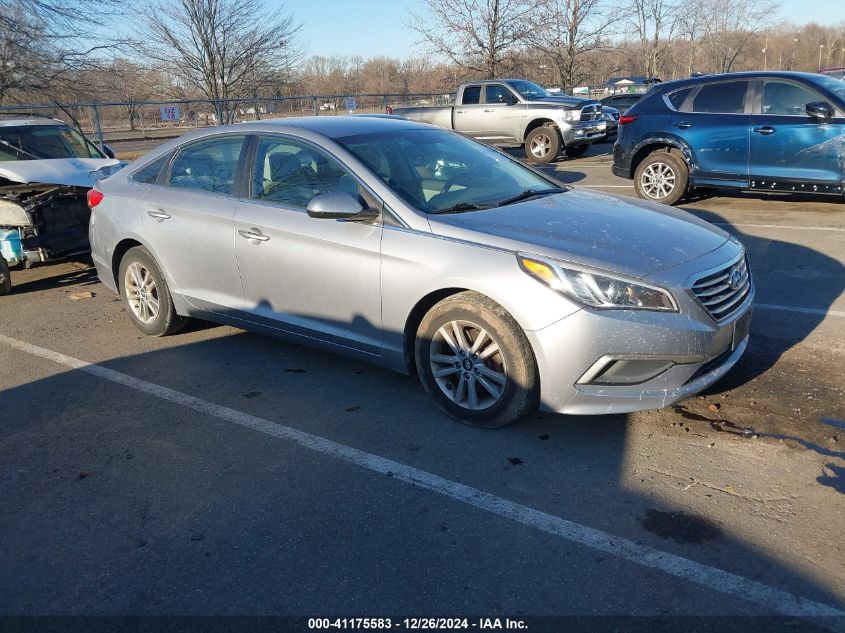 2017 HYUNDAI SONATA SE - 5NPE24AF9HH553982