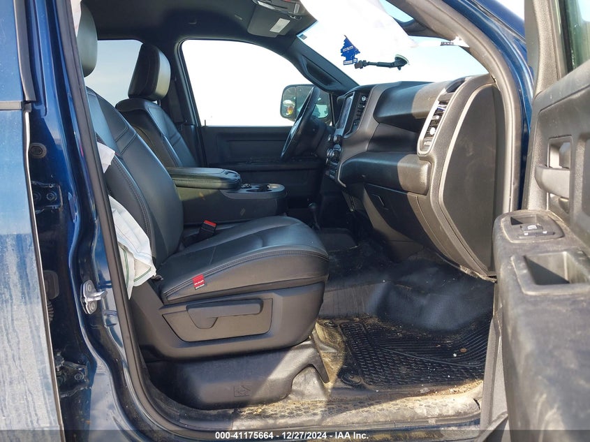 2022 RAM 3500(VIN: 3C63R3GJ7NG121721