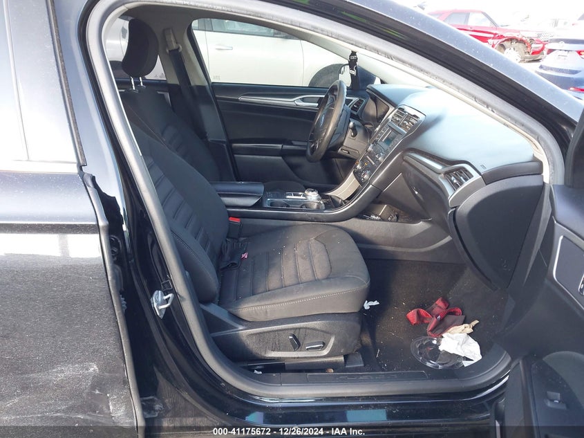2018 FORD FUSION VIN: 3FA6P0H72JR125581