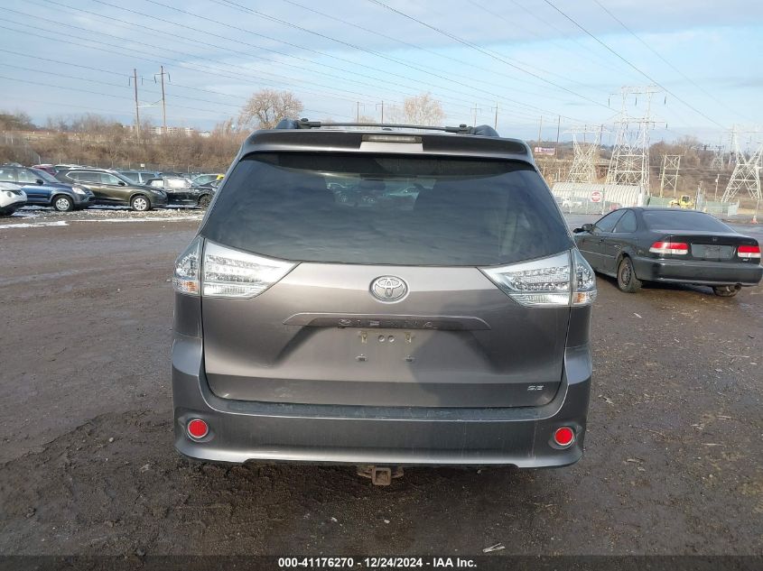 VIN 5TDXK3DC9FS670005 2015 TOYOTA SIENNA no.16