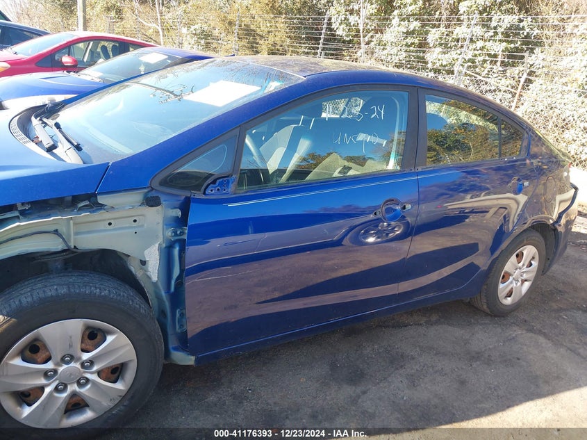 2017 KIA FORTE LX - 3KPFK4A79HE139084