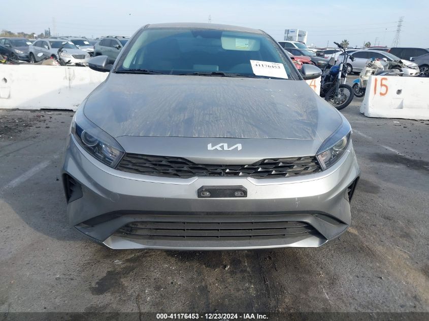 VIN 3KPF24AD5NE490186 2022 KIA FORTE no.12