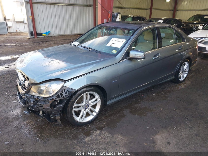 2012 MERCEDES-BENZ C VIN: WDDGF4HB5CR206883