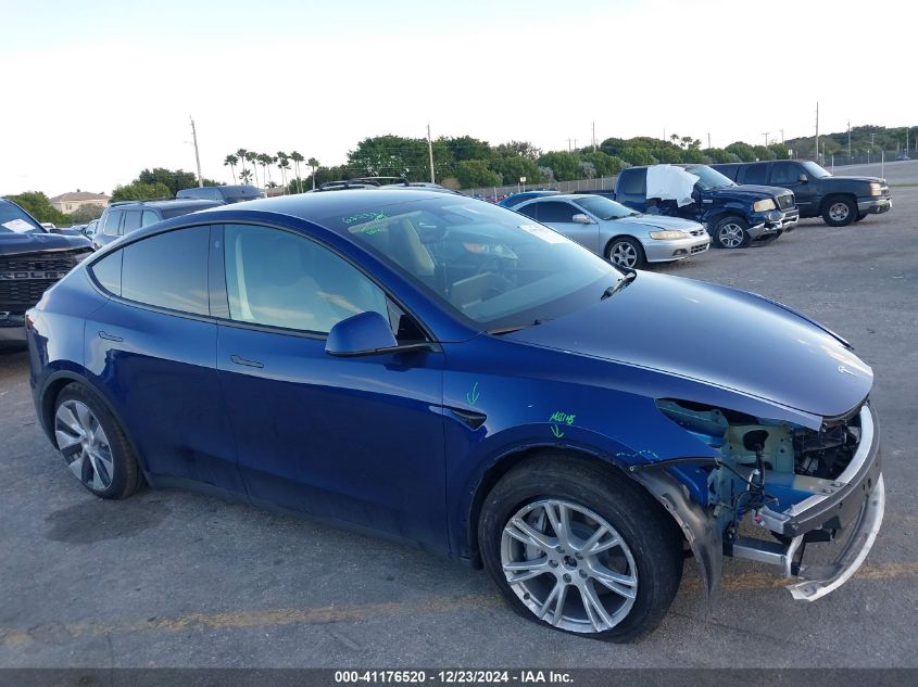 VIN 7SAYGAEE7PF703120 2023 Tesla Model Y, Awd/Long... no.14