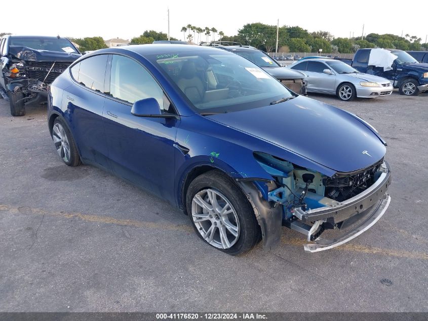 2023 TESLA MODEL Y AWD/LONG RANGE DUAL MOTOR ALL-WHEEL DRIVE - 7SAYGAEE7PF703120