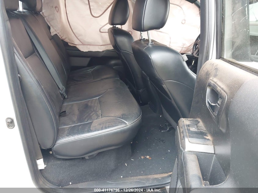 2019 TOYOTA TACOMA VIN: 5TFCZ5AN3KX184046