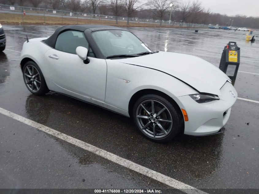 VIN JM1NDAD70G0113805 2016 Mazda MX-5, Miata Grand... no.1