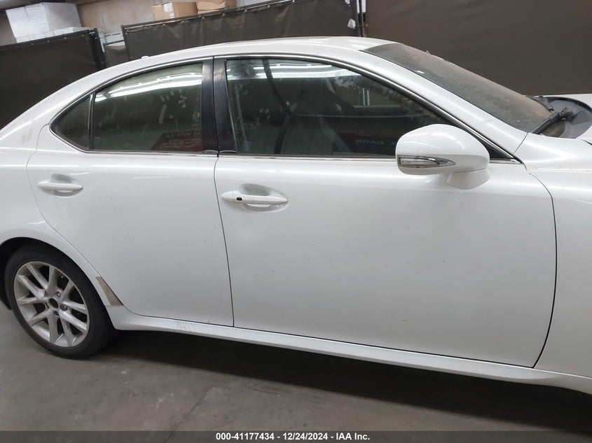 2011 LEXUS IS 250 VIN: JTHBF5C26B5142438