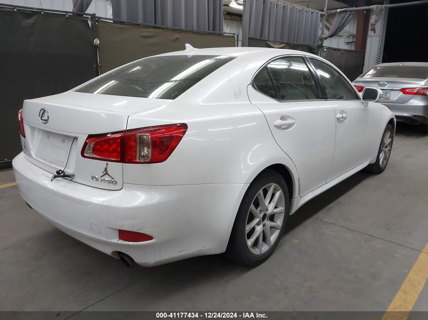 2011 LEXUS IS 250 VIN: JTHBF5C26B5142438