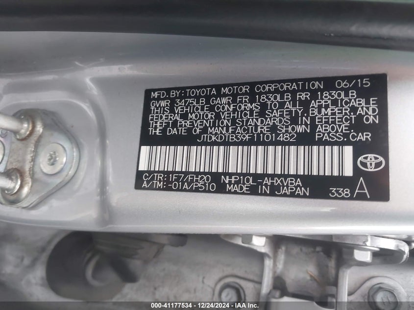 2015 TOYOTA PRIUS C VIN: JTDKDTB39F1101482