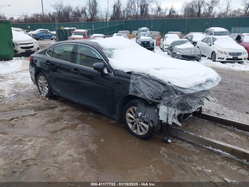 Vin: jthbw1gg6e2048189, lot: 41667992, lexus es 300h 2014 img_1
