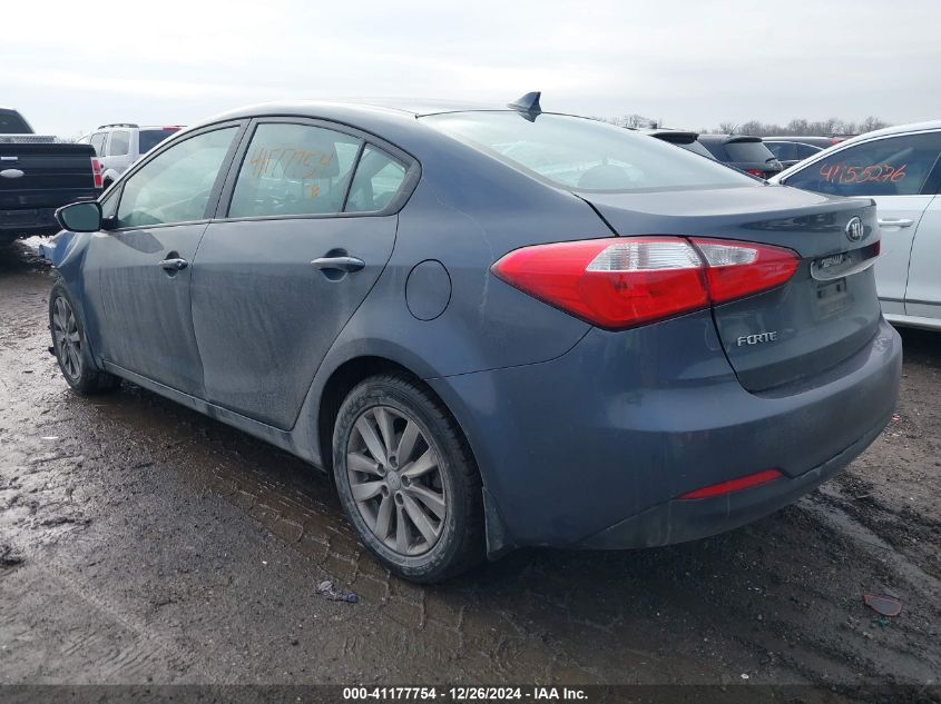 VIN KNAFX4A66G5455252 2016 KIA Forte, LX no.3