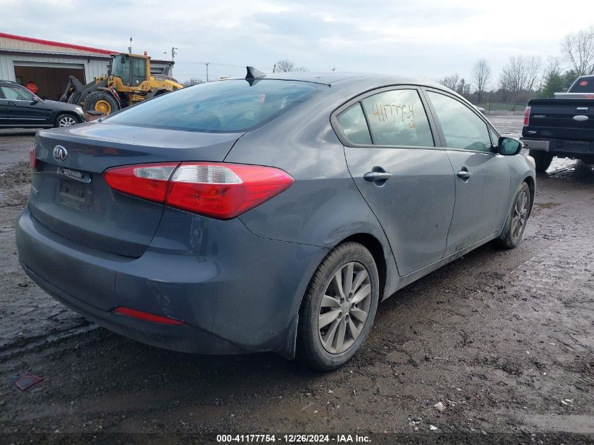 VIN KNAFX4A66G5455252 2016 KIA Forte, LX no.4