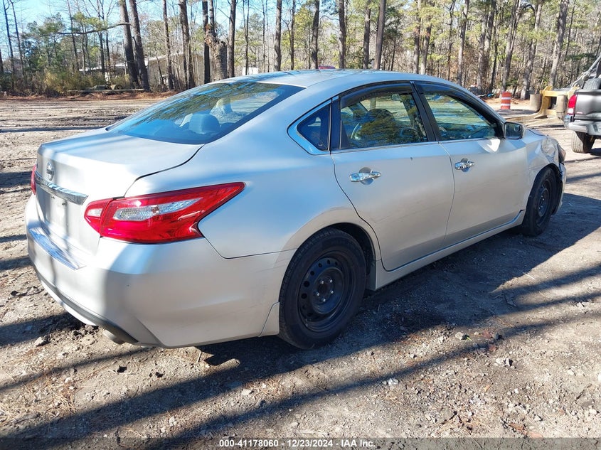 2017 NISSAN ALTIMA VIN: 1N4AL3AP1HN347964