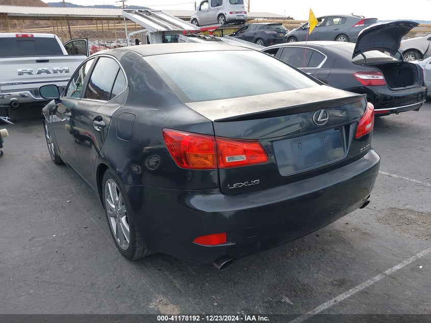 2006 LEXUS IS 350 VIN: JTHBE262465011477