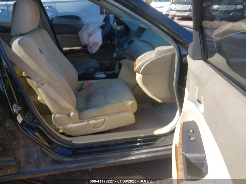 2015 HONDA ACCORD VIN: 1HGCR2F38FA068566