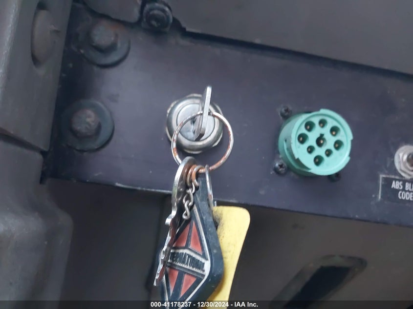 2009 International 5900 5900I VIN: 1HTXRAPT99JO66809 Lot: 41178237