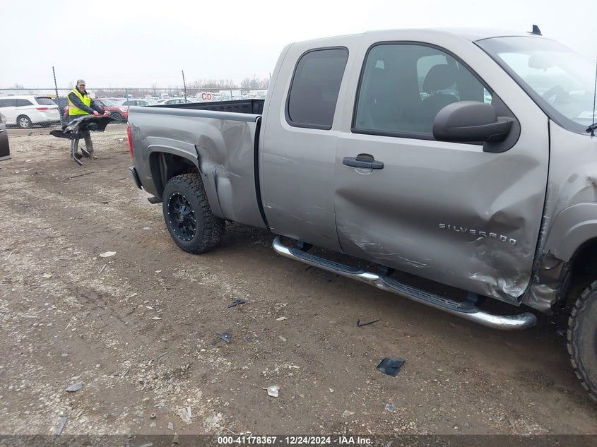 2013 CHEVROLET SILVERADO 1500 VIN: 1GCRKSE72DZ254345