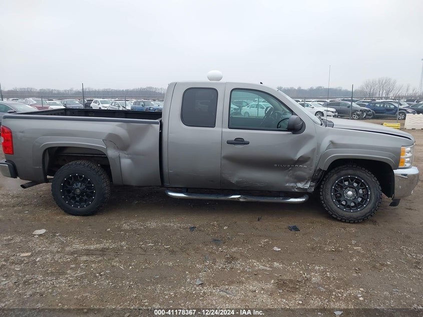 2013 CHEVROLET SILVERADO 1500 VIN: 1GCRKSE72DZ254345