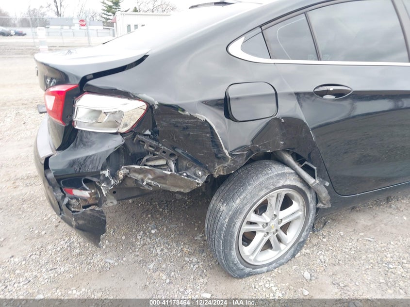 2018 CHEVROLET CRUZE VIN: 1G1BE5SM8J7230894