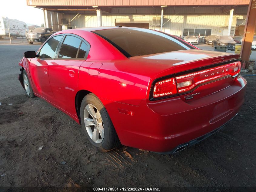 VIN 2C3CDXBG5DH582879 2013 Dodge Charger, SE no.3