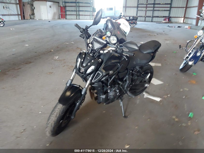 VIN JYARM32E5RA008992 2024 YAMAHA MT07
