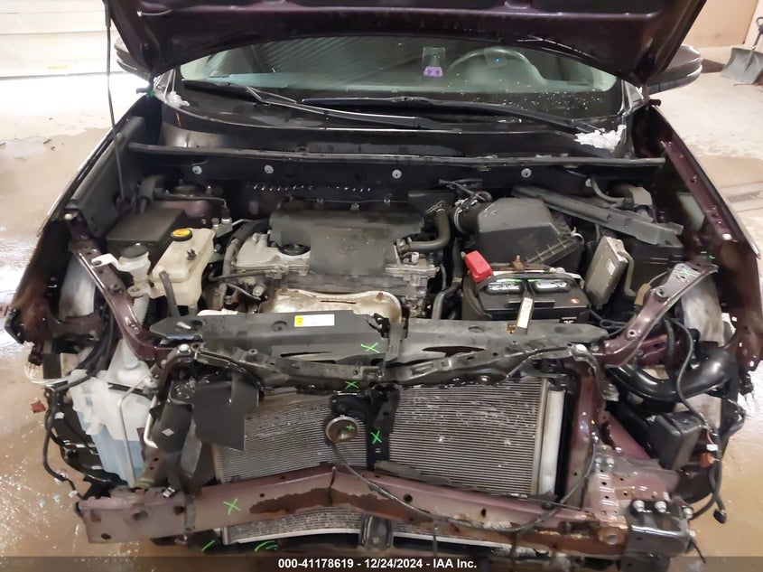 VIN 2T3RFREVXJW757063 2018 TOYOTA RAV4 ADVENTURE/XLE