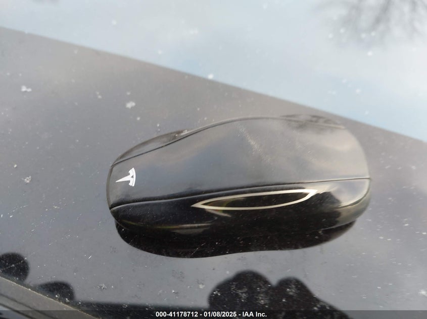 2016 TESLA MODEL S VIN: 5YJSA1E26GF122380