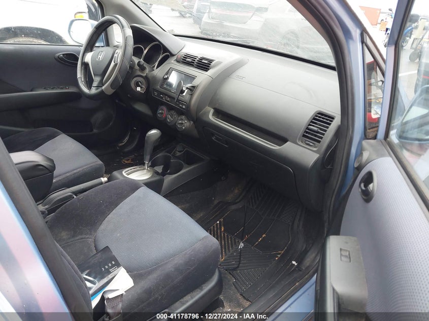 2008 HONDA FIT VIN: JHMGD38678S049448