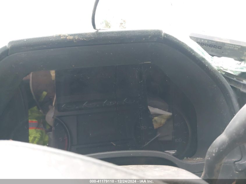 2022 Ford F-350 Chassis Xl VIN: 1FD8W3HN4NEE68824 Lot: 41179110