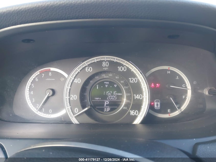 2013 HONDA ACCORD VIN: 1HGCR2F83DA071058