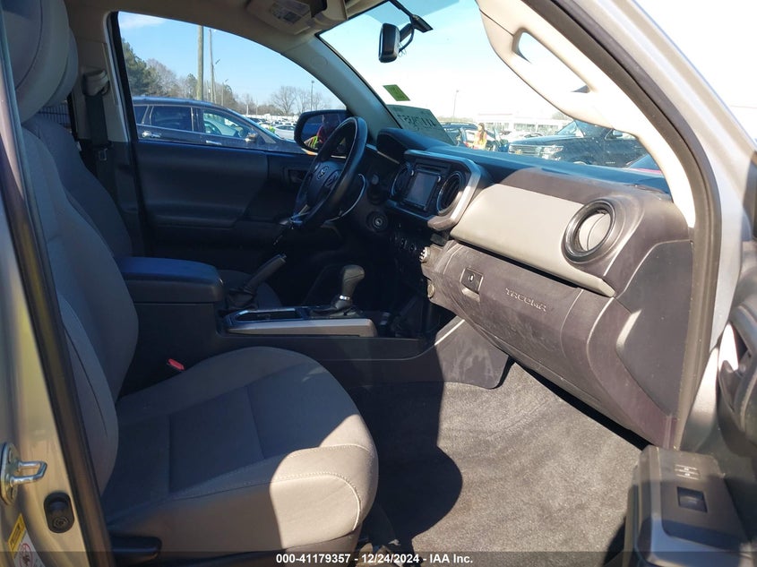 2017 TOYOTA TACOMA SR5 V6 - 5TFCZ5ANXHX049879