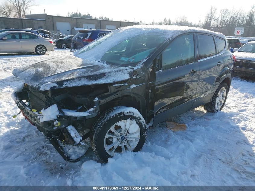 VIN 1FMCU9GD7KUA09316 2019 Ford Escape, SE no.2