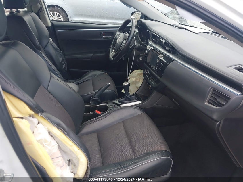 2015 TOYOTA COROLLA L/LE/LE PLS/PRM/S/S PLS - 5YFBURHE2FP265955