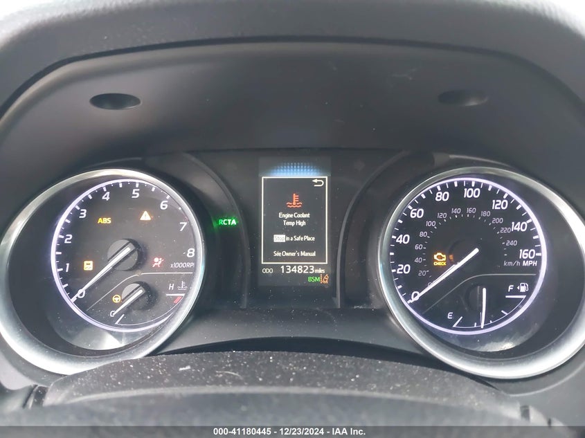 2018 TOYOTA CAMRY VIN: 4T1B11HK4JU092589