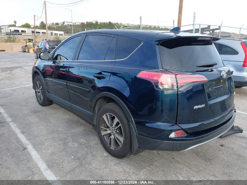 VIN JTMWFREV3JJ205177 2018 Toyota RAV4, Xle no.3