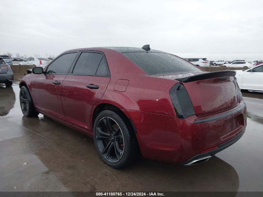 VIN 2C3CCAGG8JH165468 2018 Chrysler 300, 300S Awd no.3