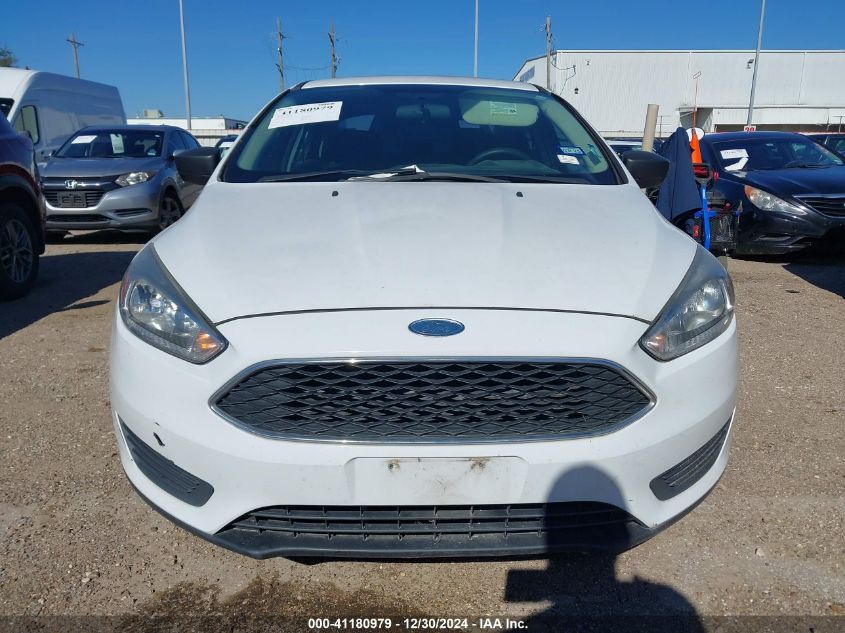 VIN 1FADP3E25JL240224 2018 FORD FOCUS no.6