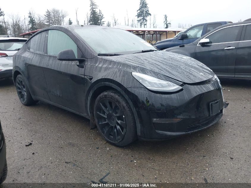 VIN 7SAYGDEE9NF440904 2022 Tesla Model Y, Long Rang... no.1