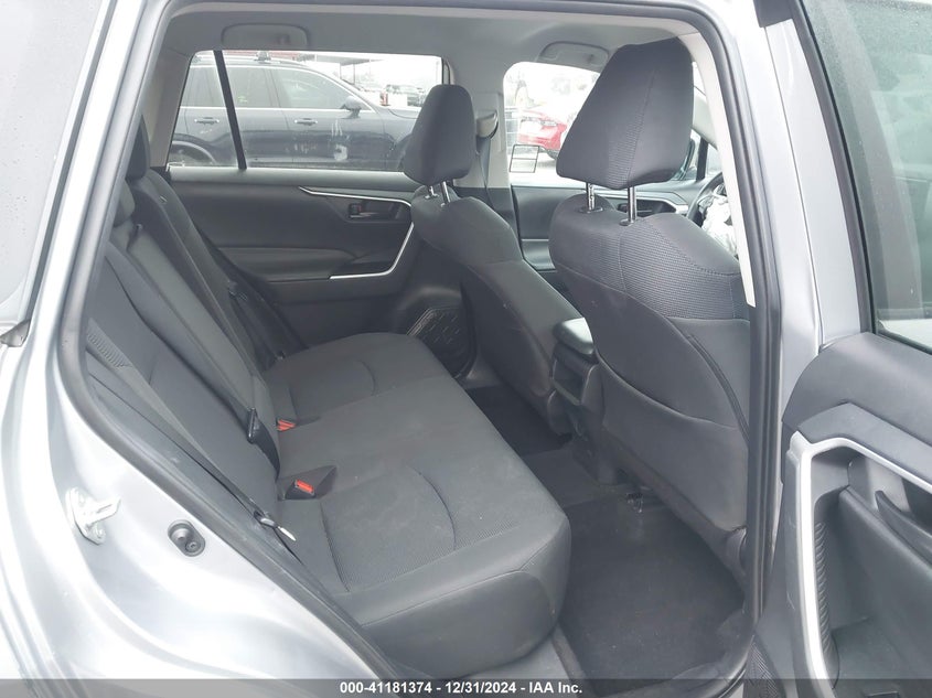 VIN 2T3K1RFV4MC097042 2021 TOYOTA RAV4 LE