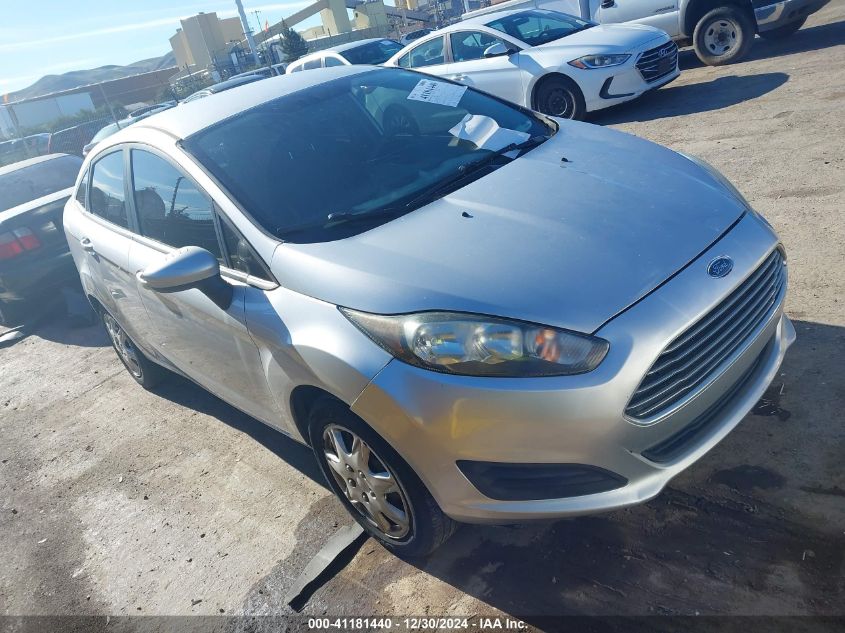 VIN 3FADP4AJ8FM198446 2015 FORD FIESTA no.1