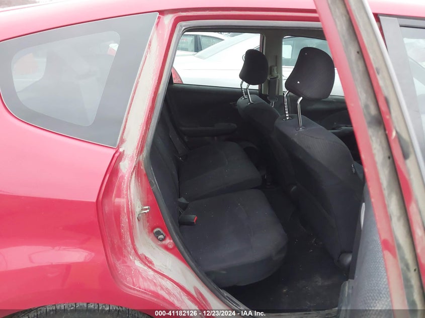 2012 HONDA FIT VIN: JHMGE8H53CC027421