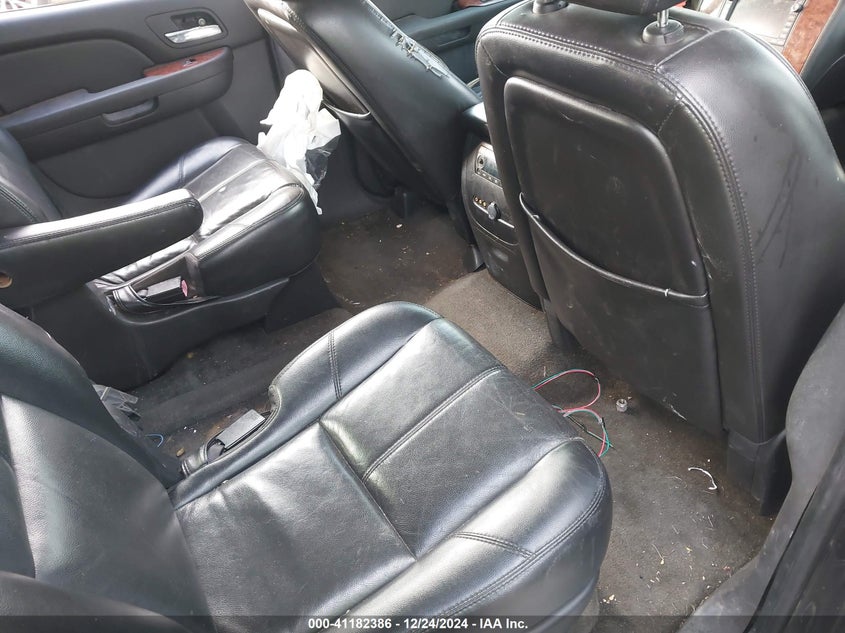 2007 CHEVROLET SUBURBAN VIN: 3GNFC16087G142978