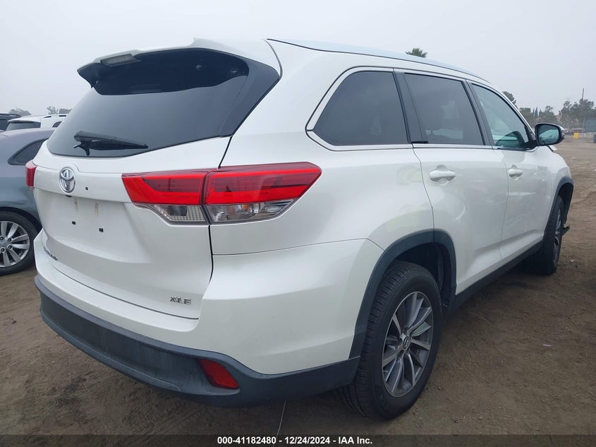 2019 TOYOTA HIGHLANDER VIN: 5TDKZRFH7KS562431